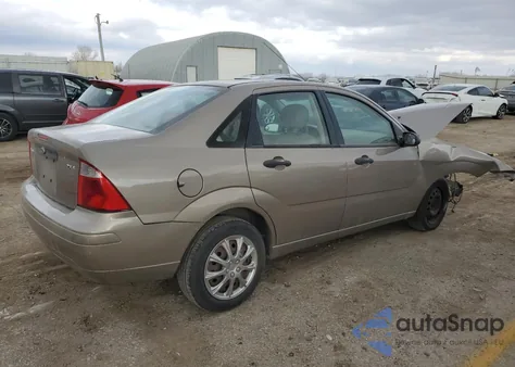 2005 Ford Focus Zx4 из США, поврежденный, VIN 1FAFP34N35W315219